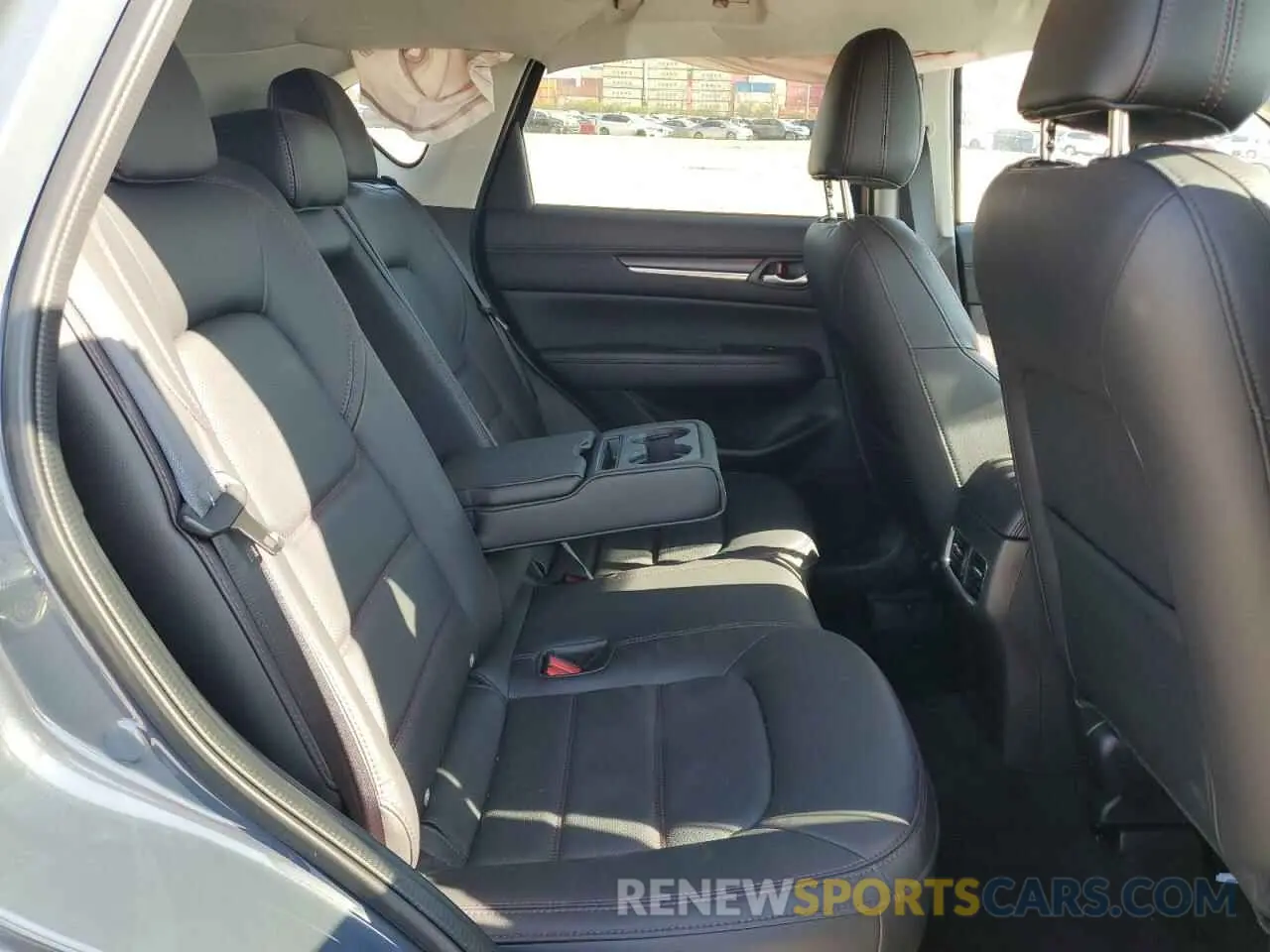 11 fotografías del automóvil dañado JM3KFBCL5R0496586 MAZDA CX-5 PREFE 2024