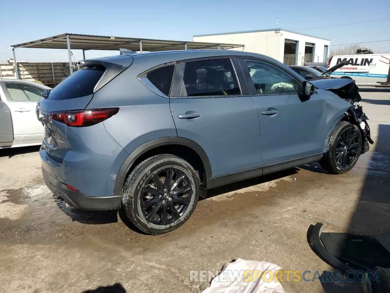 3 fotografías del automóvil dañado JM3KFBCL5R0526945 MAZDA CX-5 PREFE 2024