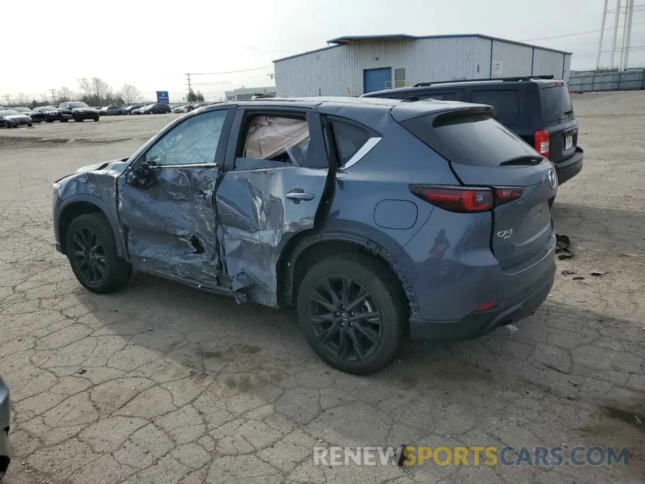 2 fotografías del automóvil dañado JM3KFBCL7R0495942 MAZDA CX-5 PREFE 2024