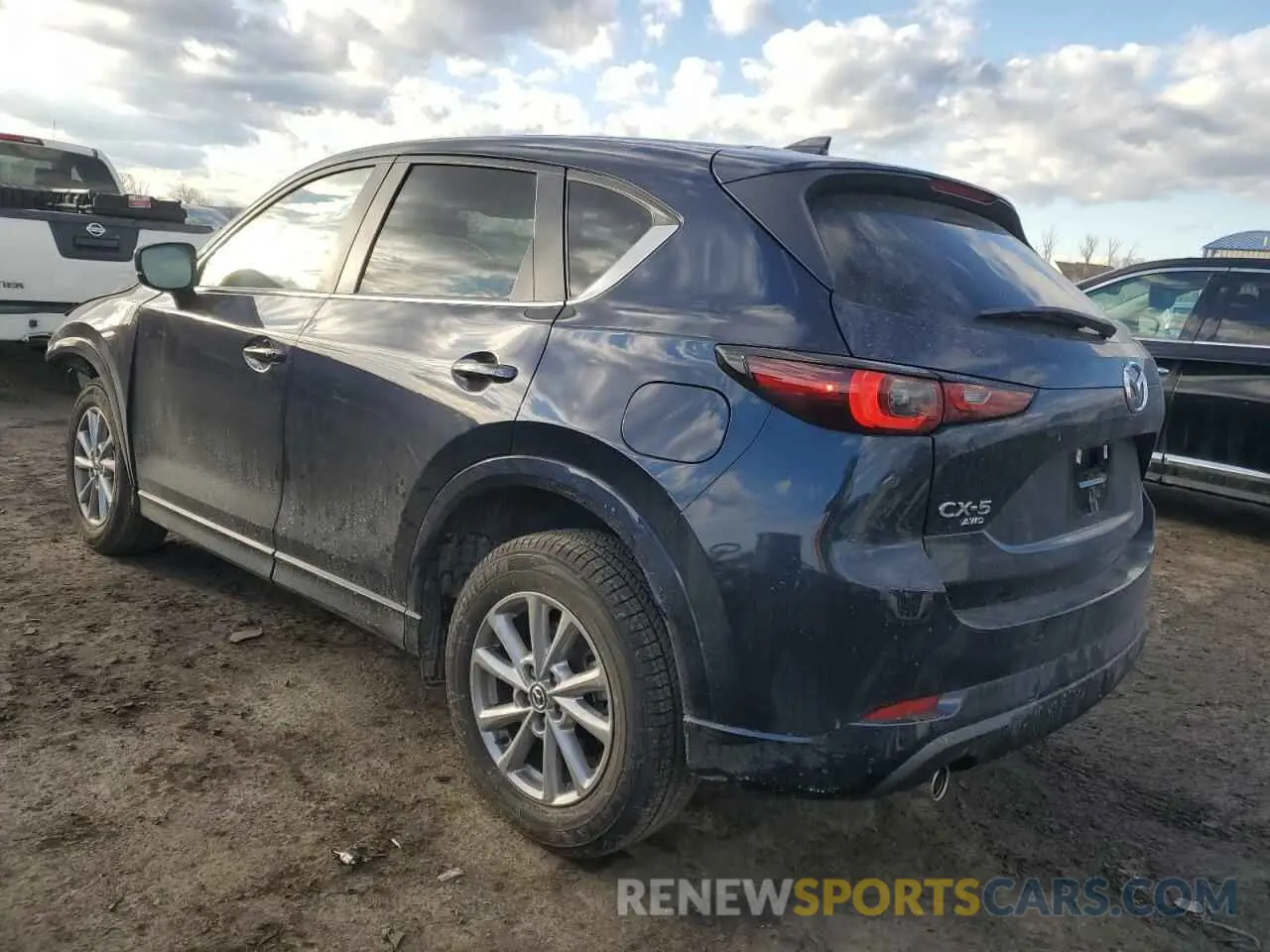2 fotografías del automóvil dañado JM3KFBCL9R0409580 MAZDA CX-5 PREFE 2024