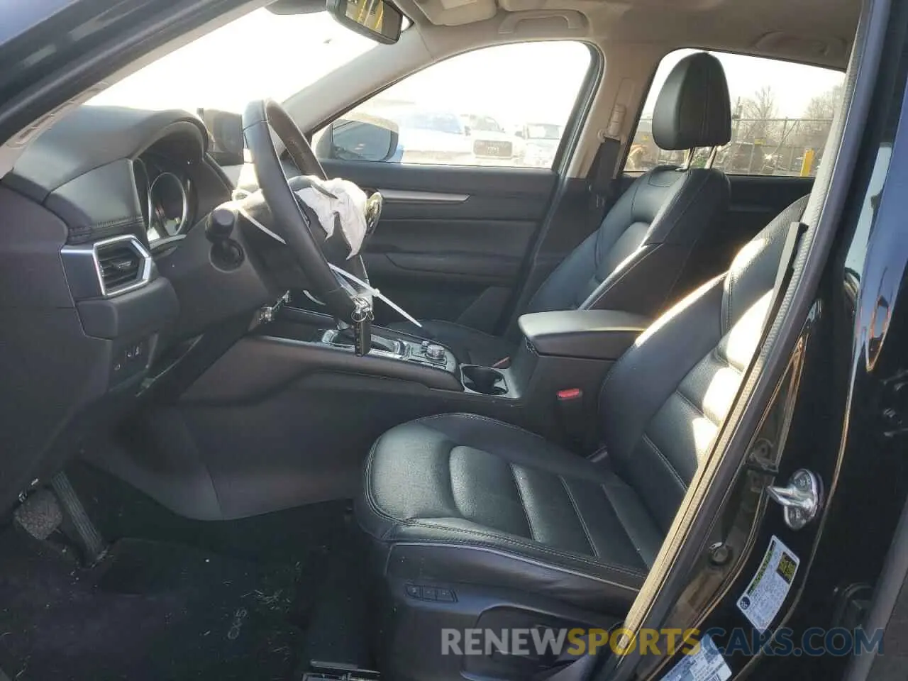 7 fotografías del automóvil dañado JM3KFBCL9R0421163 MAZDA CX-5 PREFE 2024