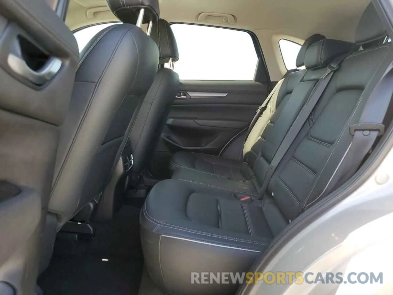 11 fotografías del automóvil dañado JM3KFBCL9R0434429 MAZDA CX-5 PREFE 2024