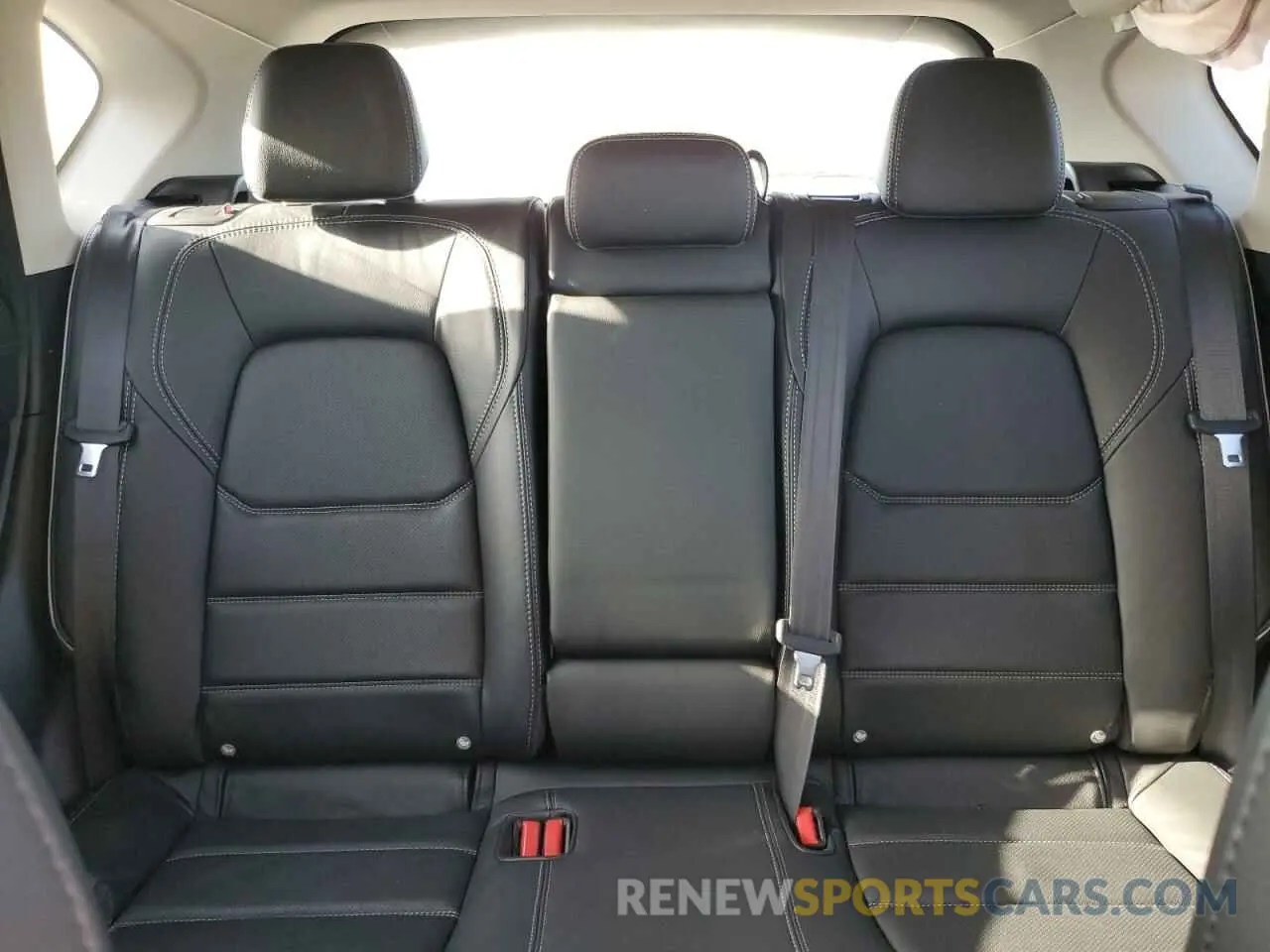10 fotografías del automóvil dañado JM3KFBCL9R0505550 MAZDA CX-5 PREFE 2024