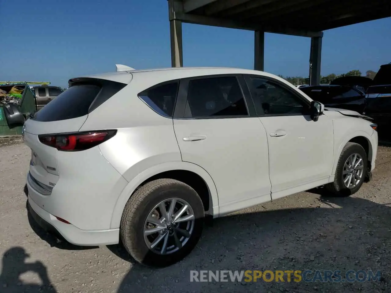 3 fotografías del automóvil dañado JM3KFBCL9R0505550 MAZDA CX-5 PREFE 2024