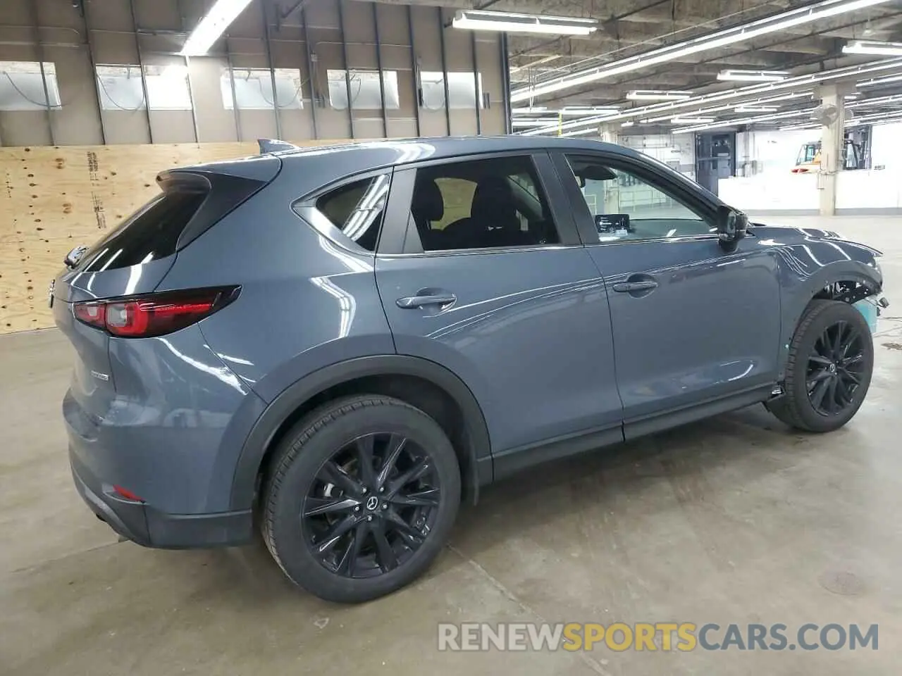 3 fotografías del automóvil dañado JM3KFBCLXR0511857 MAZDA CX-5 PREFE 2024