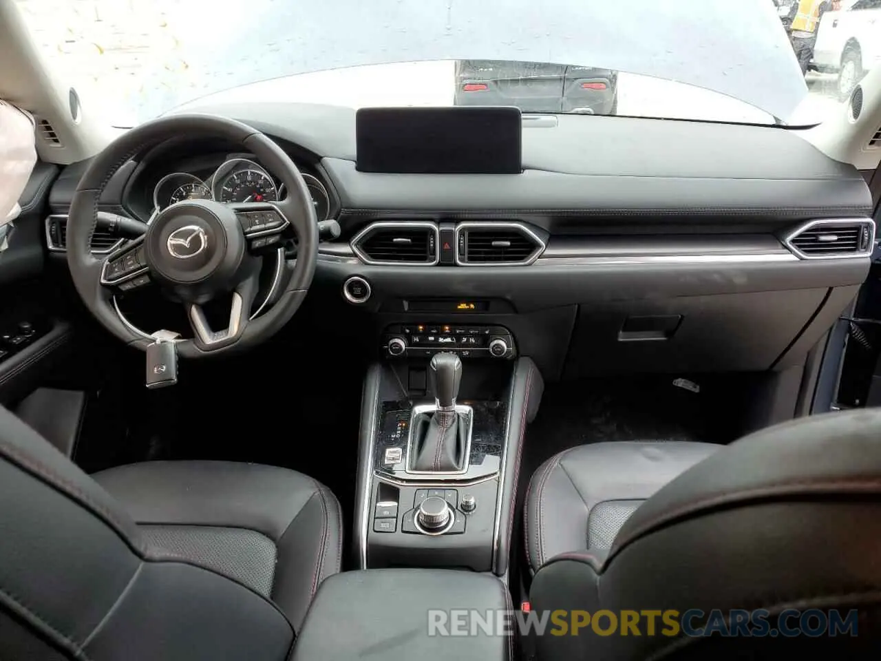 8 fotografías del automóvil dañado JM3KFBCM1R0360562 MAZDA CX-5 PREFE 2024