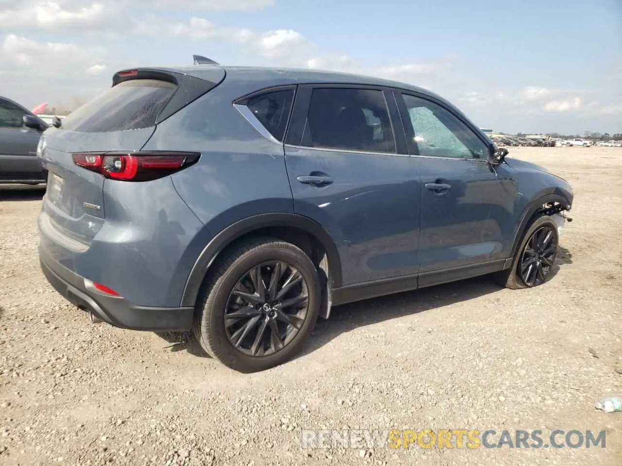 3 fotografías del automóvil dañado JM3KFBCM1R0377037 MAZDA CX-5 PREFE 2024