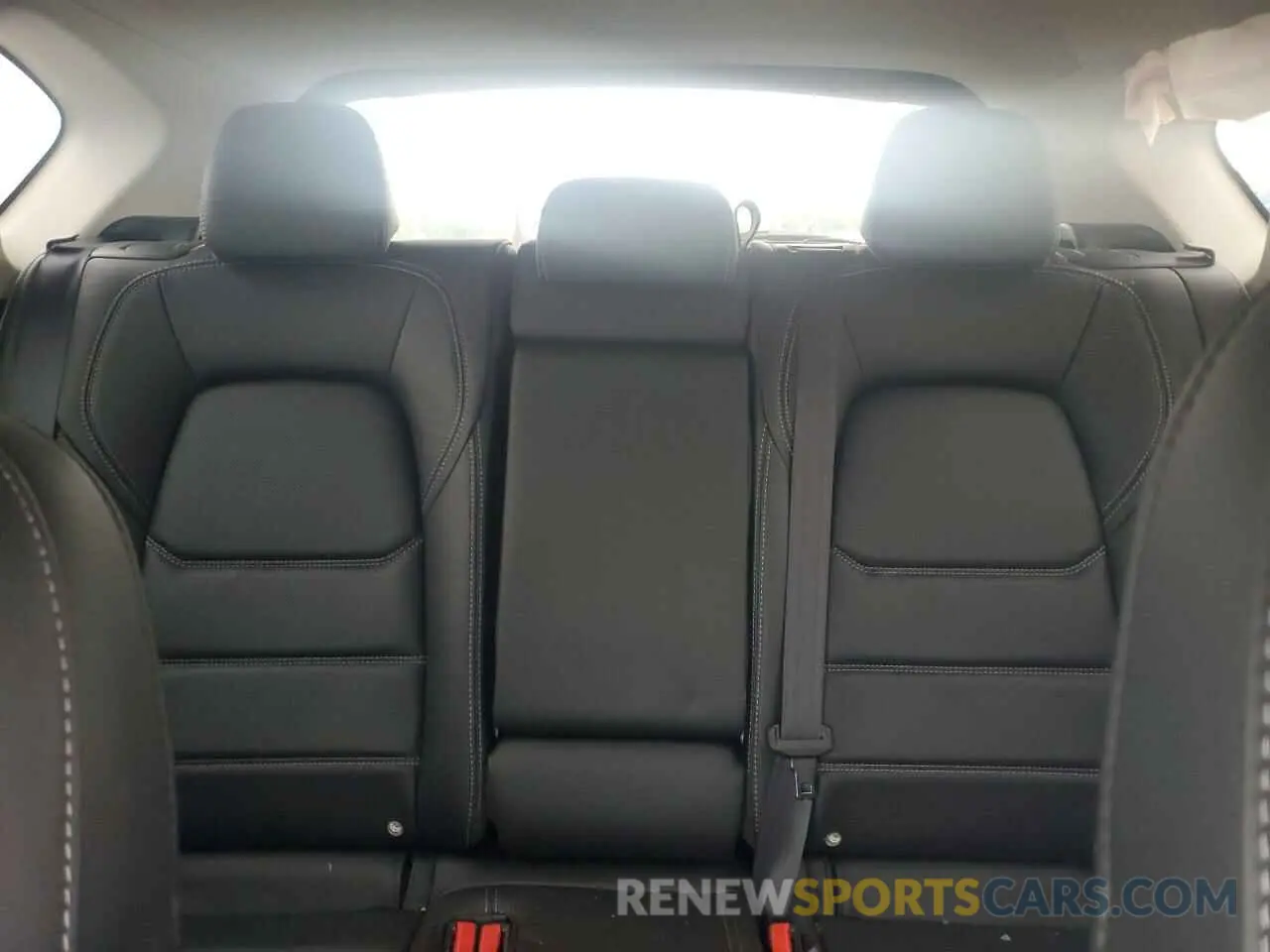 10 fotografías del automóvil dañado JM3KFBCM2R0373482 MAZDA CX-5 PREFE 2024