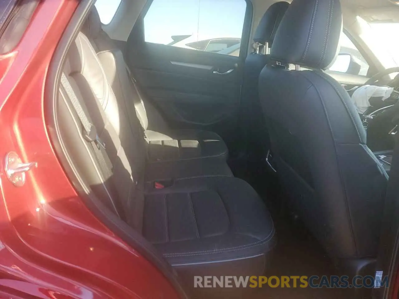 10 fotografías del automóvil dañado JM3KFBCM5R0387540 MAZDA CX-5 PREFE 2024