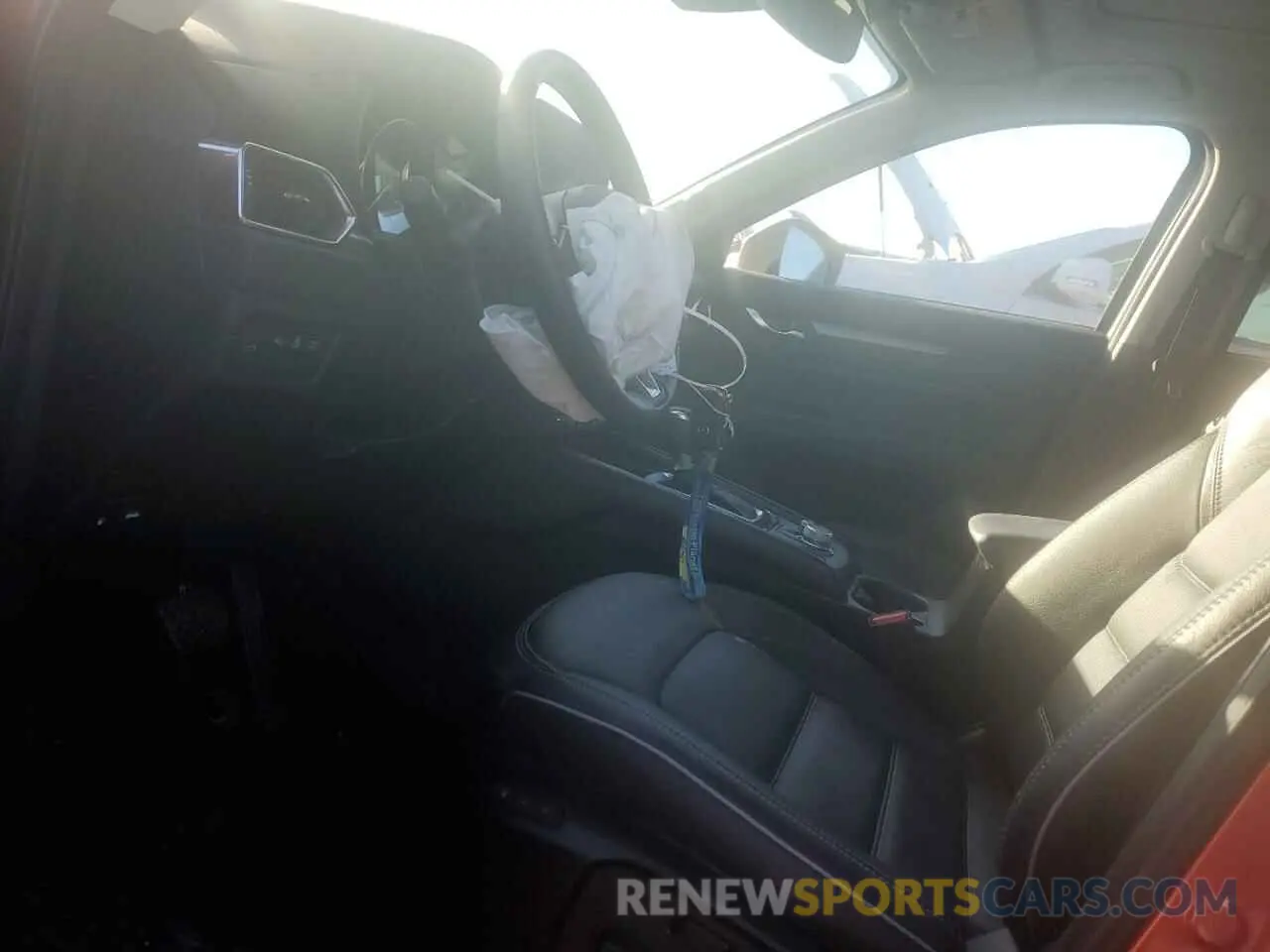7 fotografías del automóvil dañado JM3KFBCM5R0387540 MAZDA CX-5 PREFE 2024