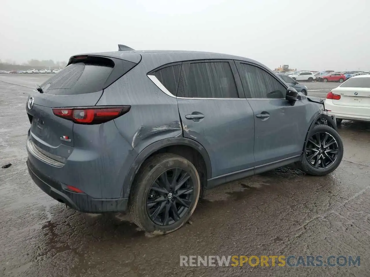 3 fotografías del automóvil dañado JM3KFBCM6R0367121 MAZDA CX-5 PREFE 2024