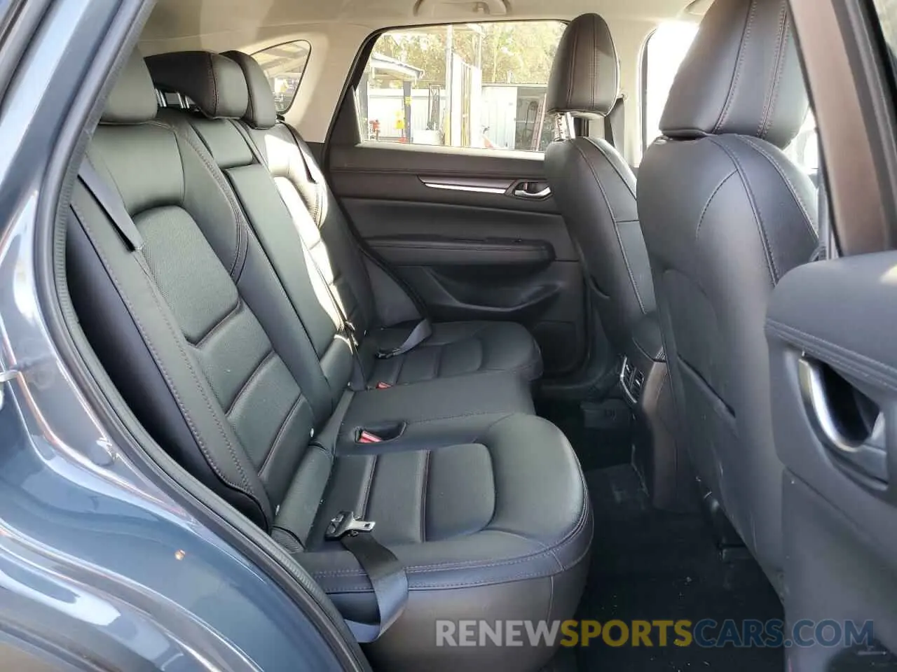 11 fotografías del automóvil dañado JM3KFBCM8R0350997 MAZDA CX-5 PREFE 2024