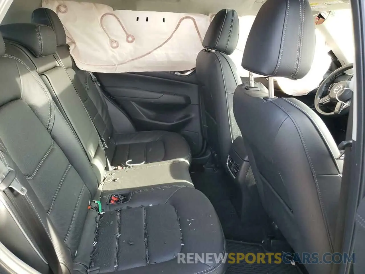11 fotografías del automóvil dañado JM3KFBCM8R0397219 MAZDA CX-5 PREFE 2024