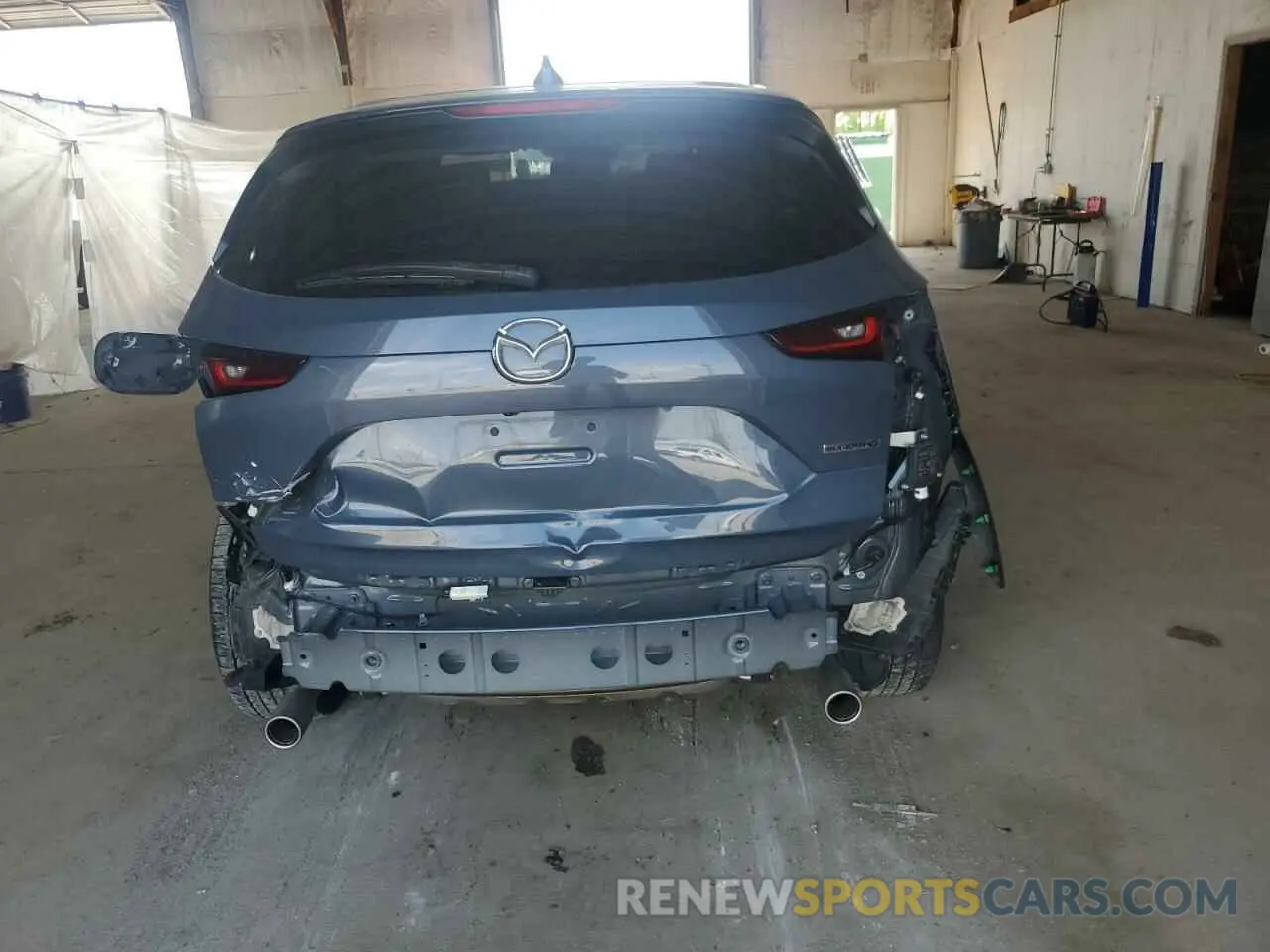 6 fotografías del automóvil dañado JM3KFBCM9R0352449 MAZDA CX-5 PREFE 2024