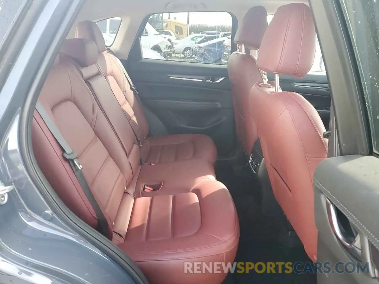 11 fotografías del automóvil dañado JM3KFBCM9R0399285 MAZDA CX-5 PREFE 2024