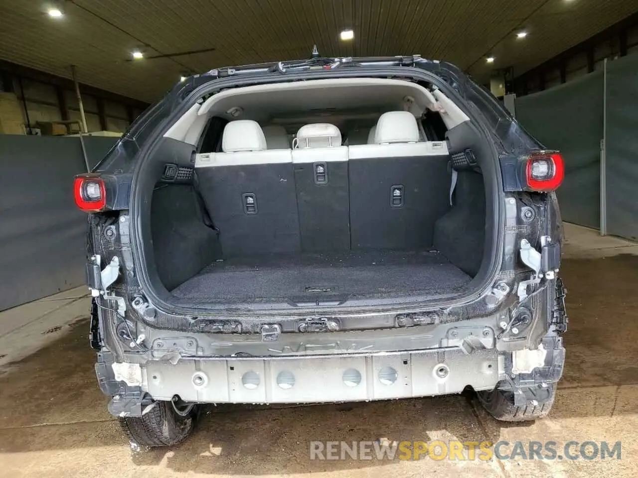 6 fotografías del automóvil dañado JM3KFBCL0S0585259 MAZDA CX-5 PREFE 2025