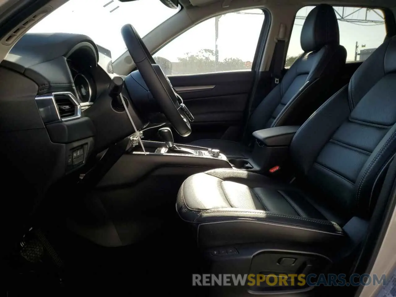 7 fotografías del automóvil dañado JM3KFBCL1S0585948 MAZDA CX-5 PREFE 2025