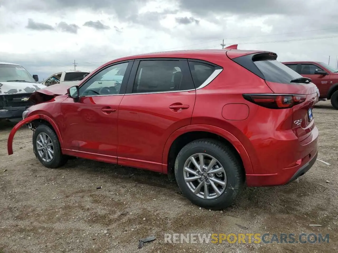 2 fotografías del automóvil dañado JM3KFBCL5S0640689 MAZDA CX-5 PREFE 2025