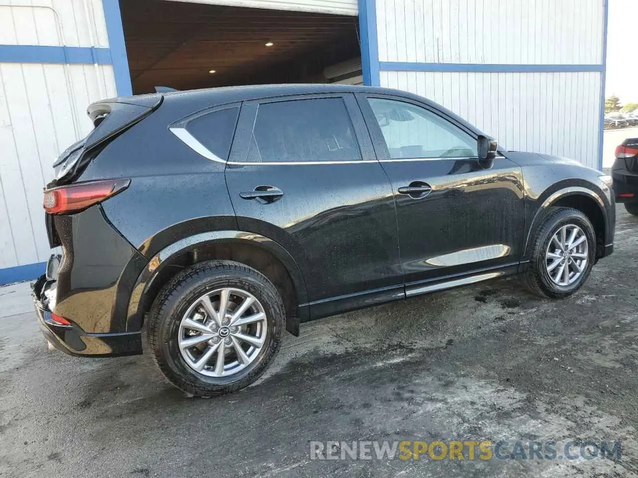 3 fotografías del automóvil dañado JM3KFBCLXS0621703 MAZDA CX-5 PREFE 2025