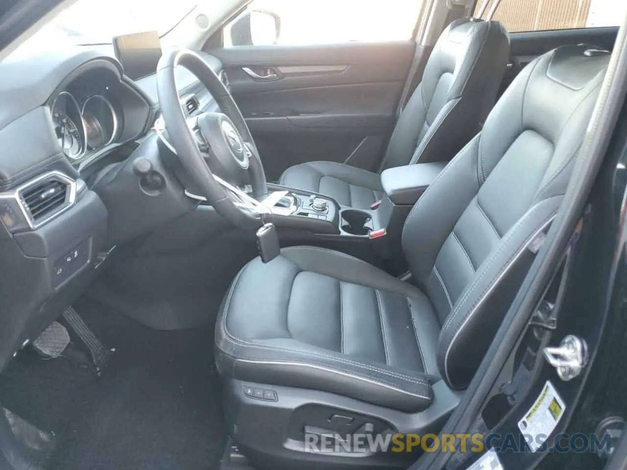 7 fotografías del automóvil dañado JM3KFBCLXS0621703 MAZDA CX-5 PREFE 2025