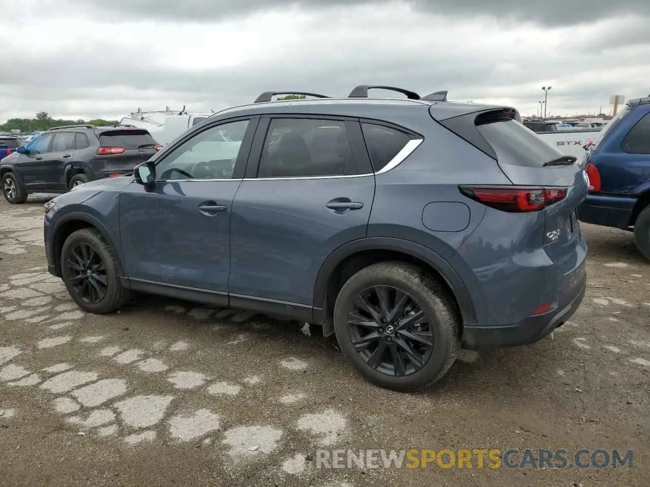 2 fotografías del automóvil dañado JM3KFBCM0S0614462 MAZDA CX-5 PREFE 2025