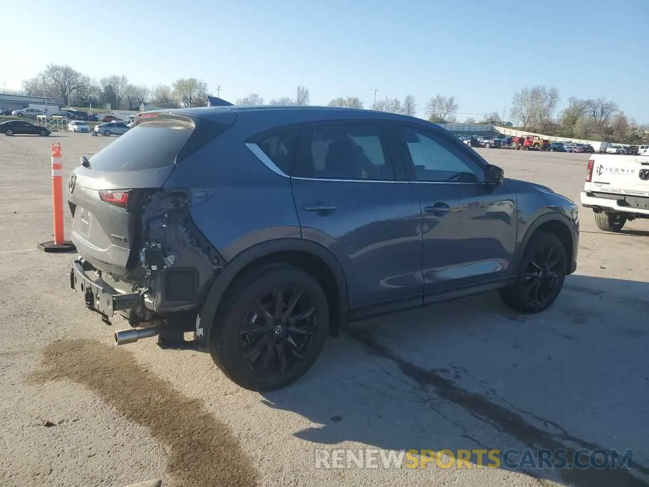 3 fotografías del automóvil dañado JM3KFBCM6S0600887 MAZDA CX-5 PREFE 2025