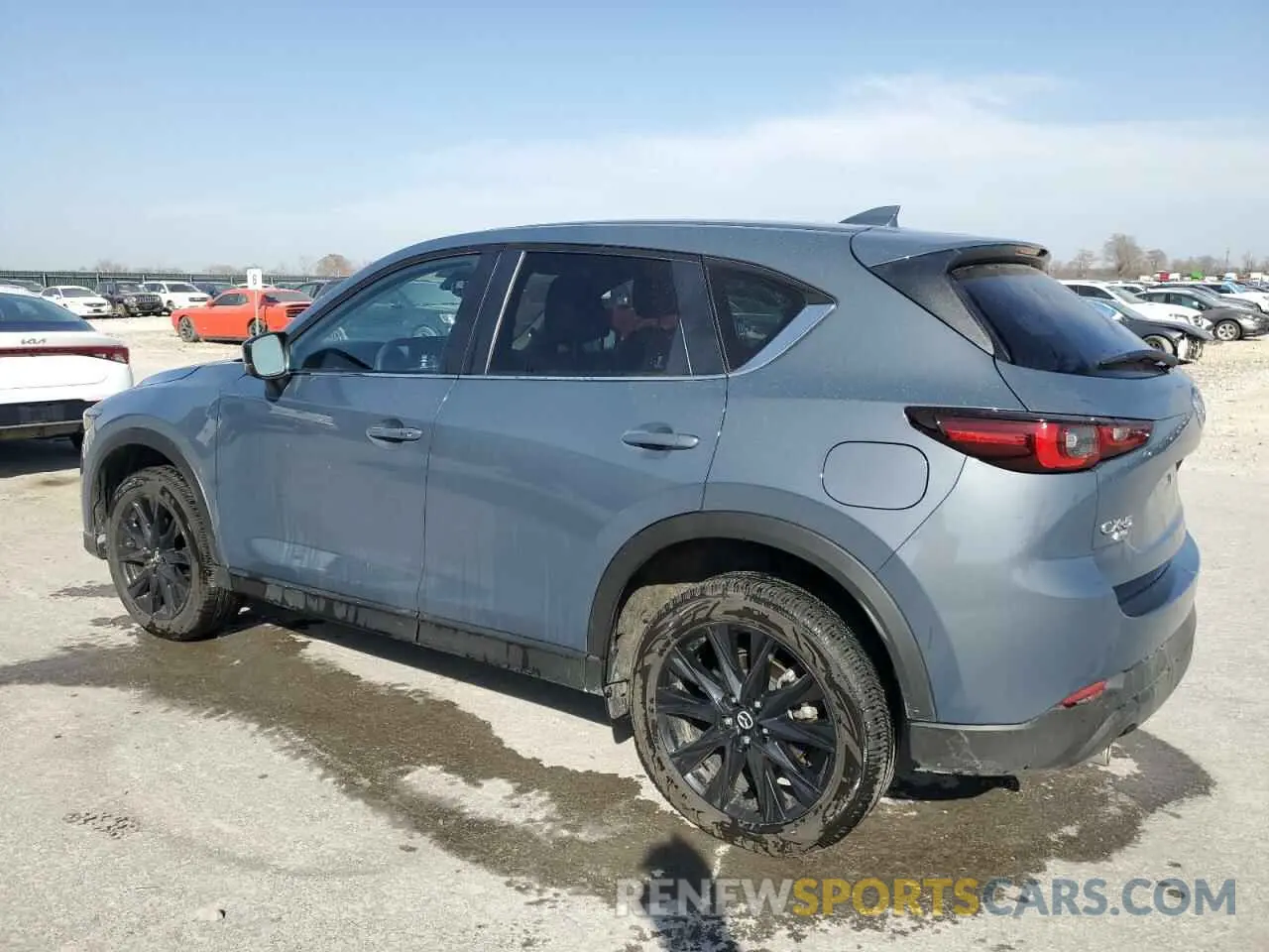 2 fotografías del automóvil dañado JM3KFBCM7S0565891 MAZDA CX-5 PREFE 2025