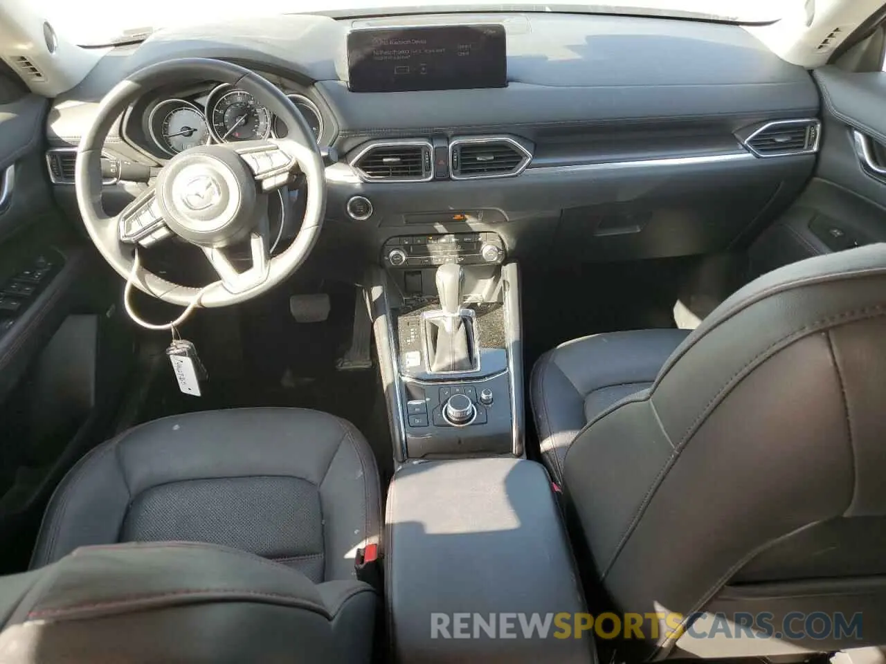 8 fotografías del automóvil dañado JM3KFBCM7S0565891 MAZDA CX-5 PREFE 2025