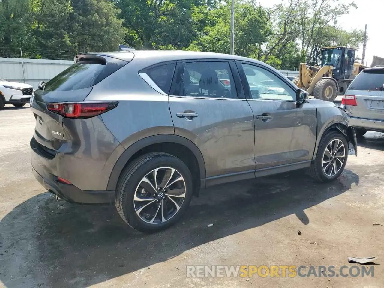 3 fotografías del automóvil dañado JM3KFBDM2N0608374 MAZDA CX-5 PREMI 2022