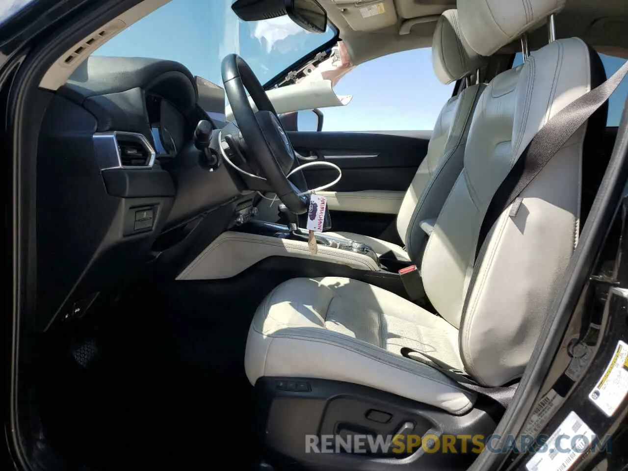 7 fotografías del automóvil dañado JM3KFBDM2N1634080 MAZDA CX-5 PREMI 2022