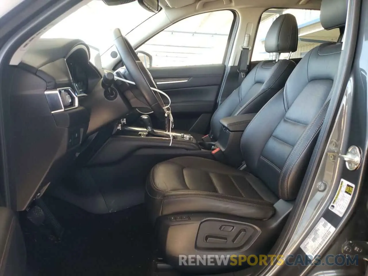 7 fotografías del automóvil dañado JM3KFBDM5N0602570 MAZDA CX-5 PREMI 2022