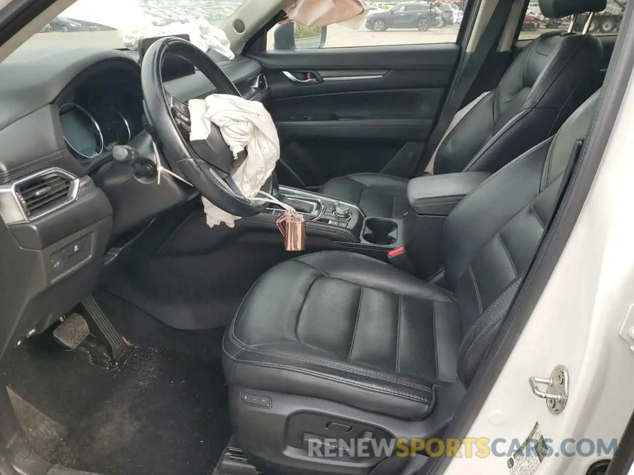 7 fotografías del automóvil dañado JM3KFBDM5N1540517 MAZDA CX-5 PREMI 2022