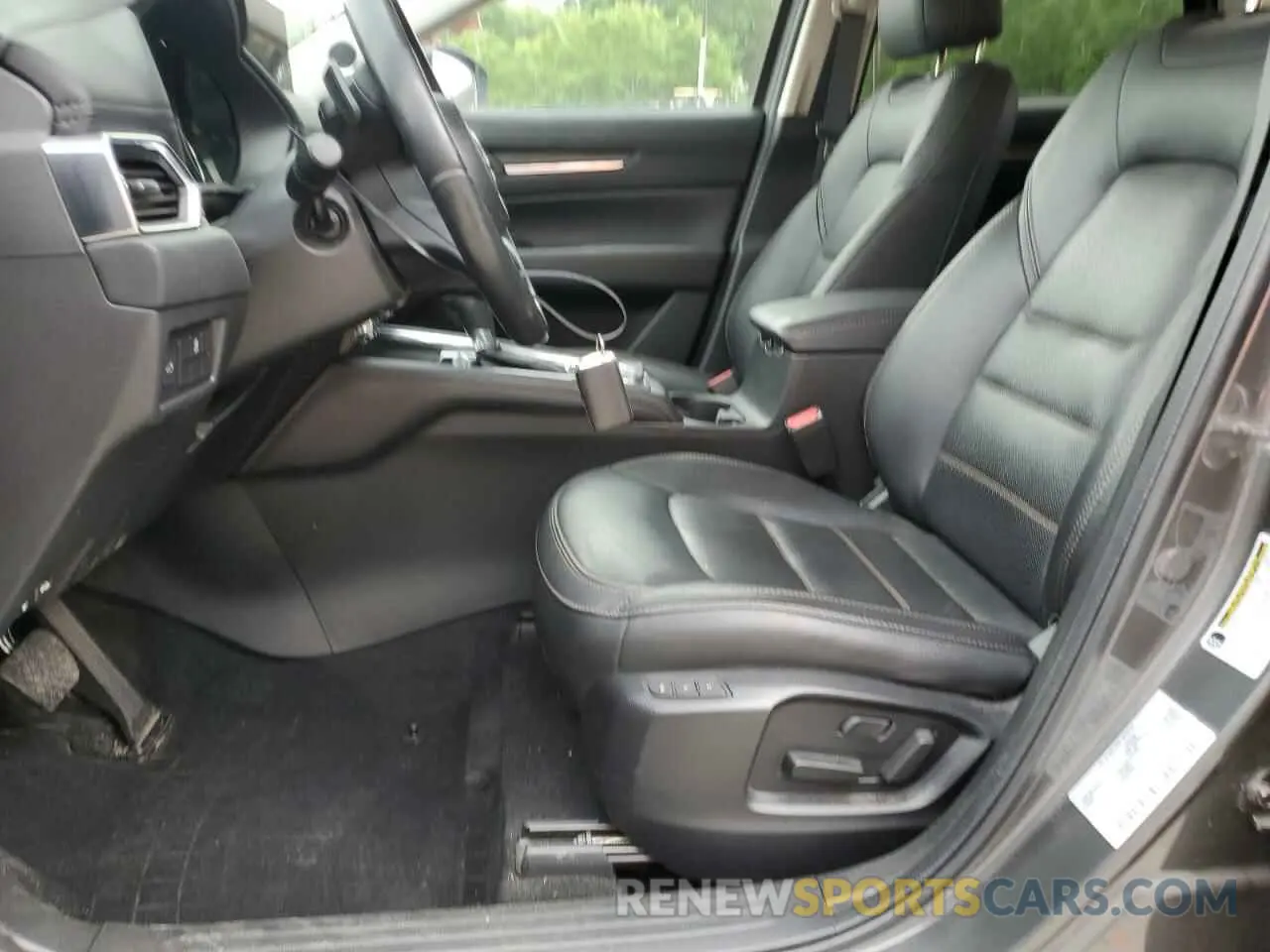 7 fotografías del automóvil dañado JM3KFBDM6N0539690 MAZDA CX-5 PREMI 2022