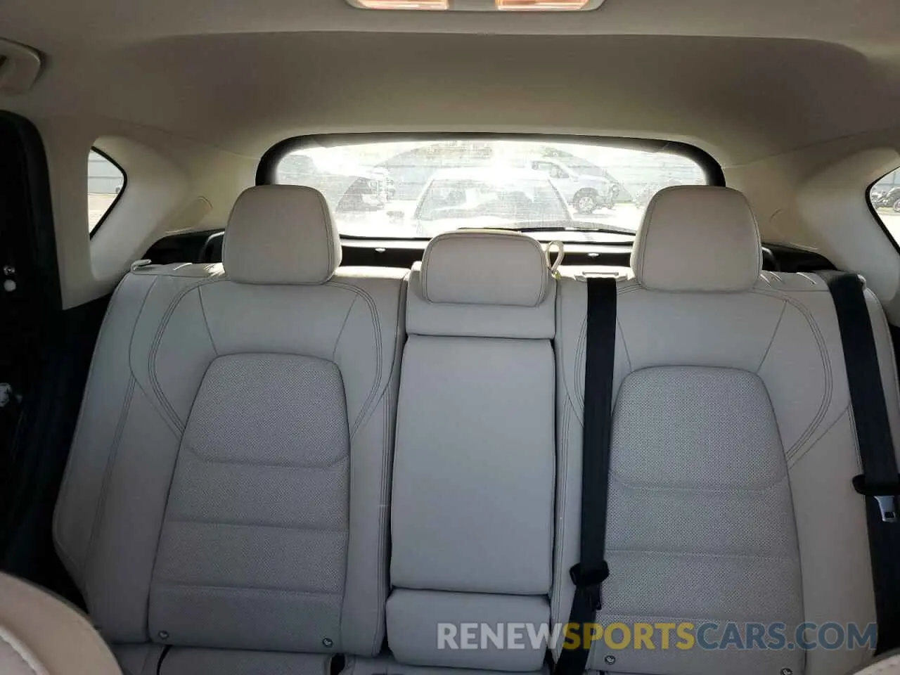 10 fotografías del automóvil dañado JM3KFBDM6N0621872 MAZDA CX-5 PREMI 2022