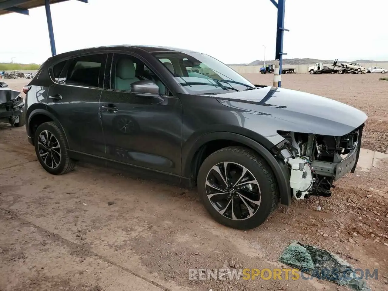 4 fotografías del automóvil dañado JM3KFBDM8N0590642 MAZDA CX-5 PREMI 2022