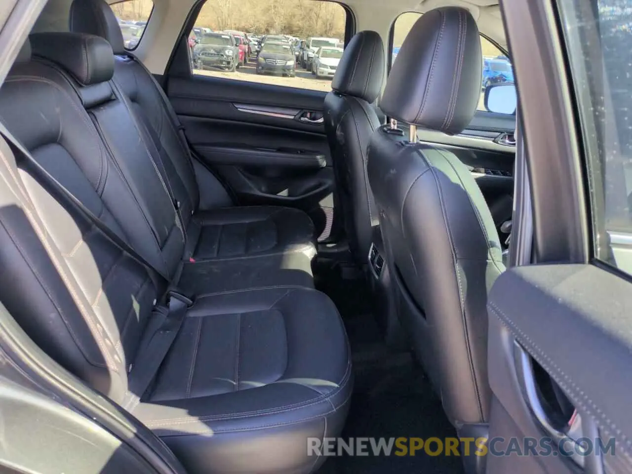 11 fotografías del automóvil dañado JM3KFBDM8N0607732 MAZDA CX-5 PREMI 2022