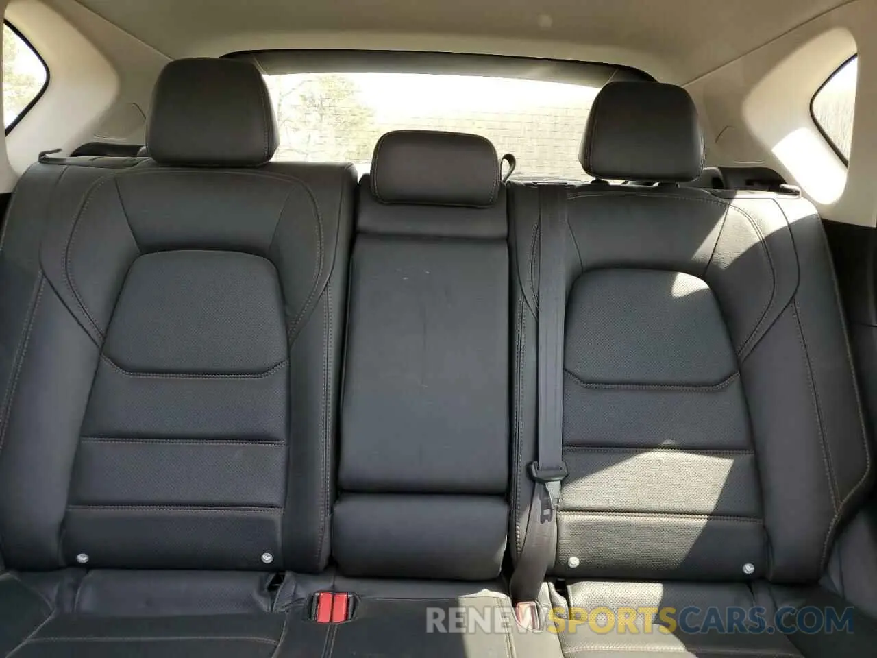 10 fotografías del automóvil dañado JM3KFBDMXN0559814 MAZDA CX-5 PREMI 2022