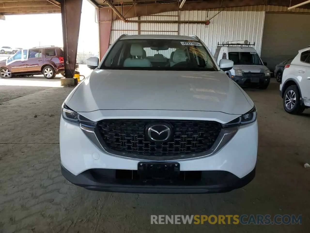 5 fotografías del automóvil dañado JM3KFBEM0N1602467 MAZDA CX-5 PREMI 2022