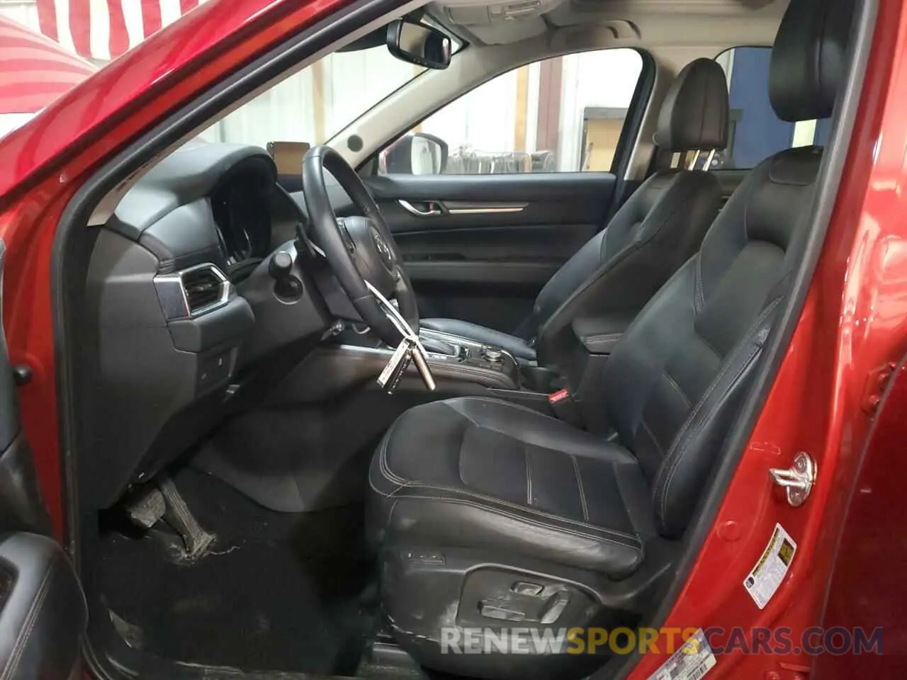 7 fotografías del automóvil dañado JM3KFBEM1N1606673 MAZDA CX-5 PREMI 2022