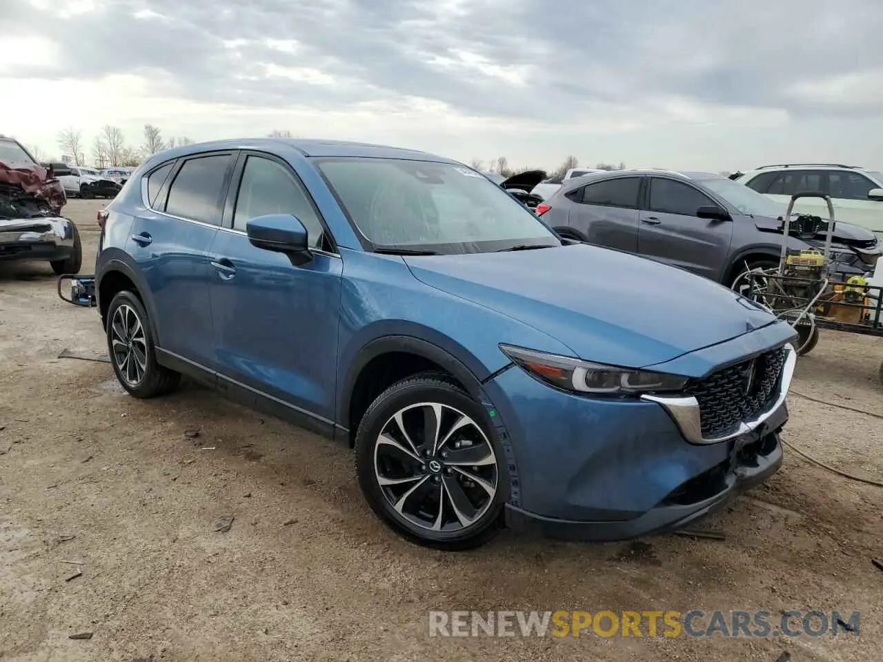 4 fotografías del automóvil dañado JM3KFBDM3P0225045 MAZDA CX-5 PREMI 2023
