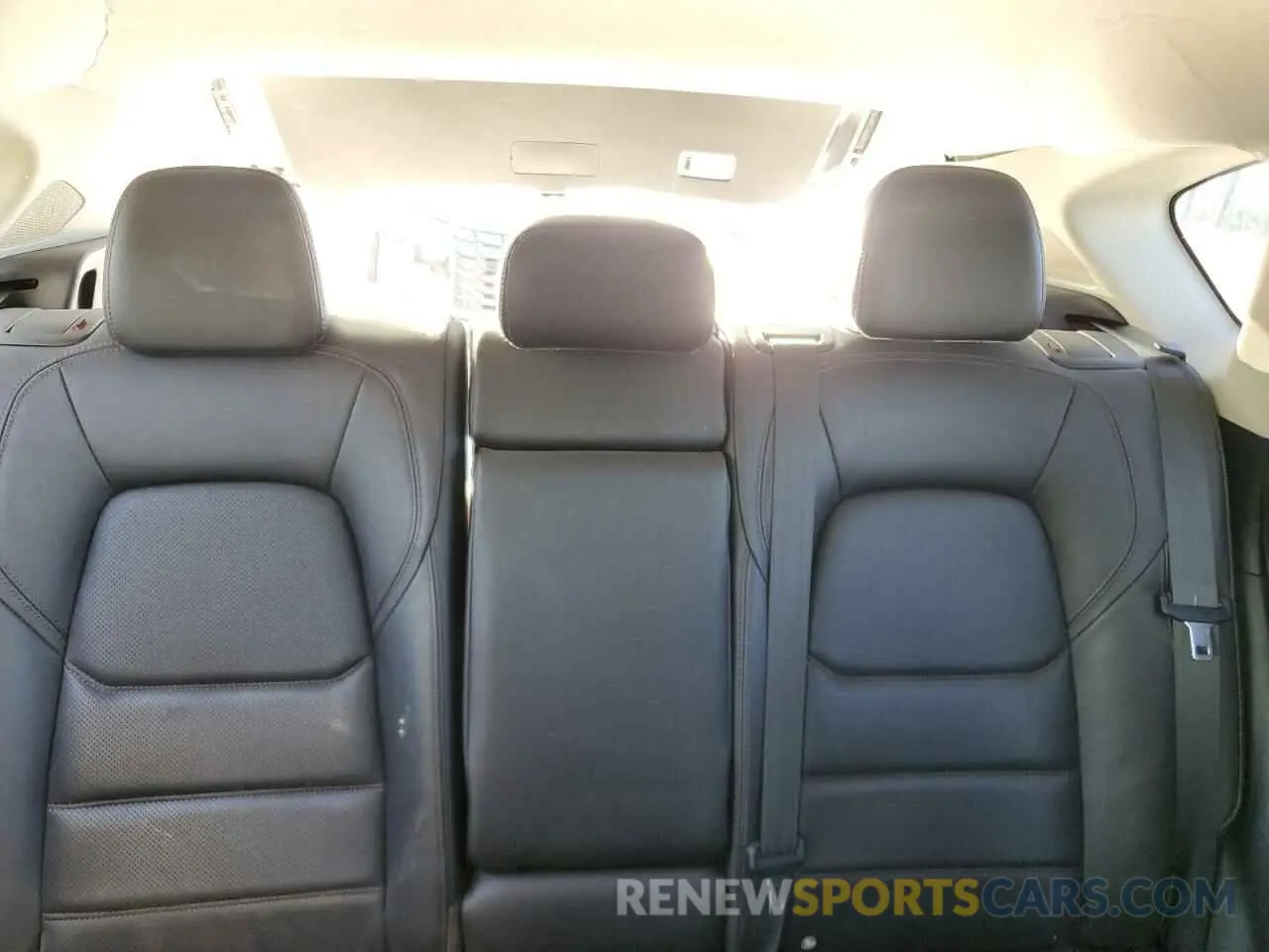 10 fotografías del automóvil dañado JM3KFBDM4P0190712 MAZDA CX-5 PREMI 2023