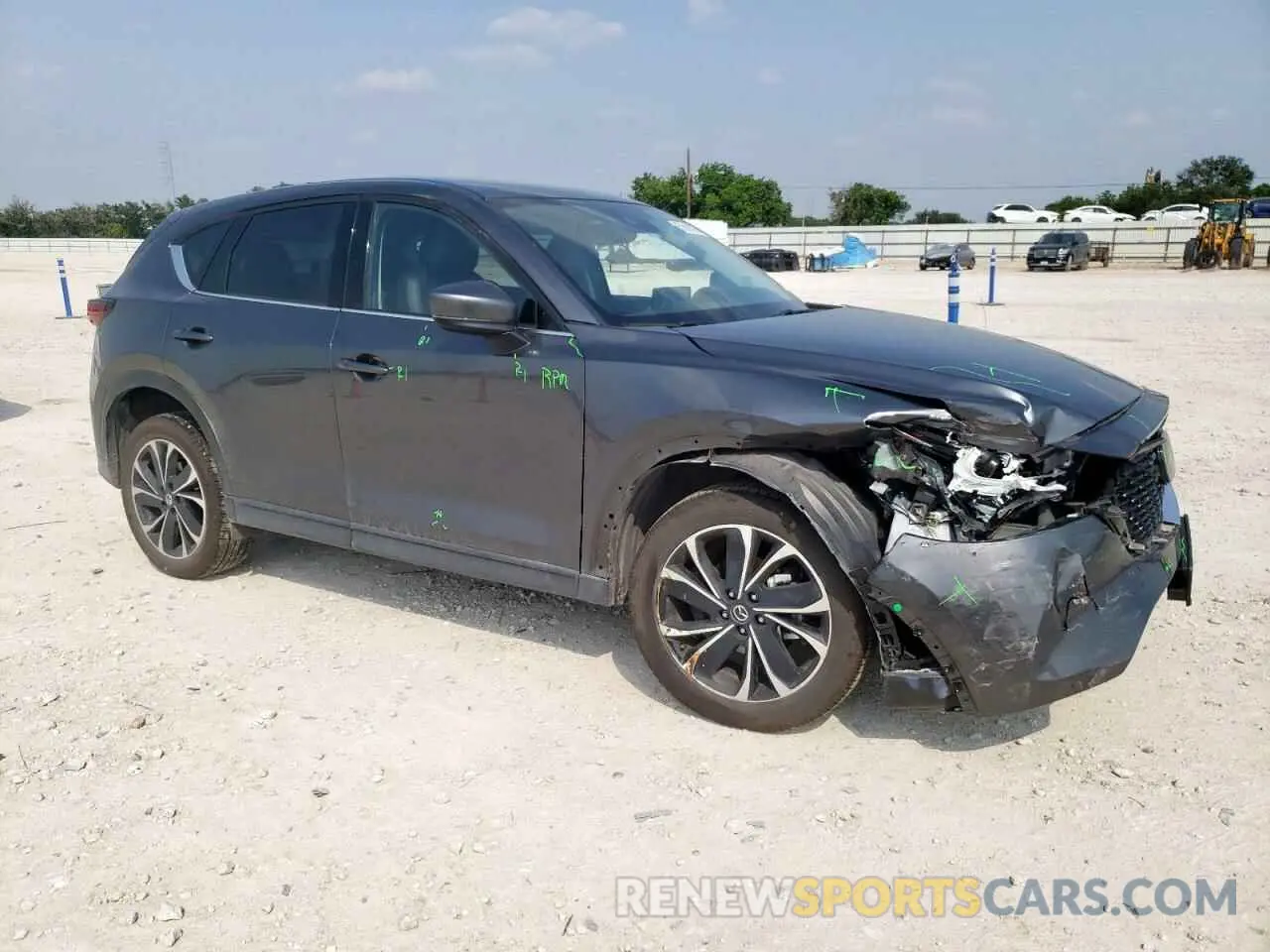 4 fotografías del automóvil dañado JM3KFBDM5P0156133 MAZDA CX-5 PREMI 2023