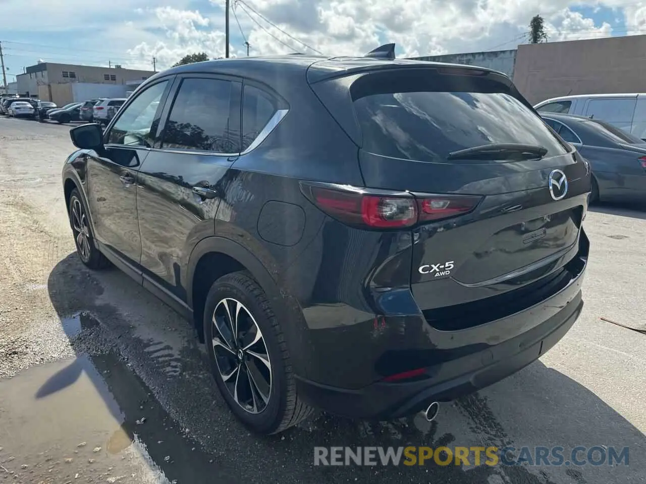 3 fotografías del automóvil dañado JM3KFBDM5P0190539 MAZDA CX-5 PREMI 2023