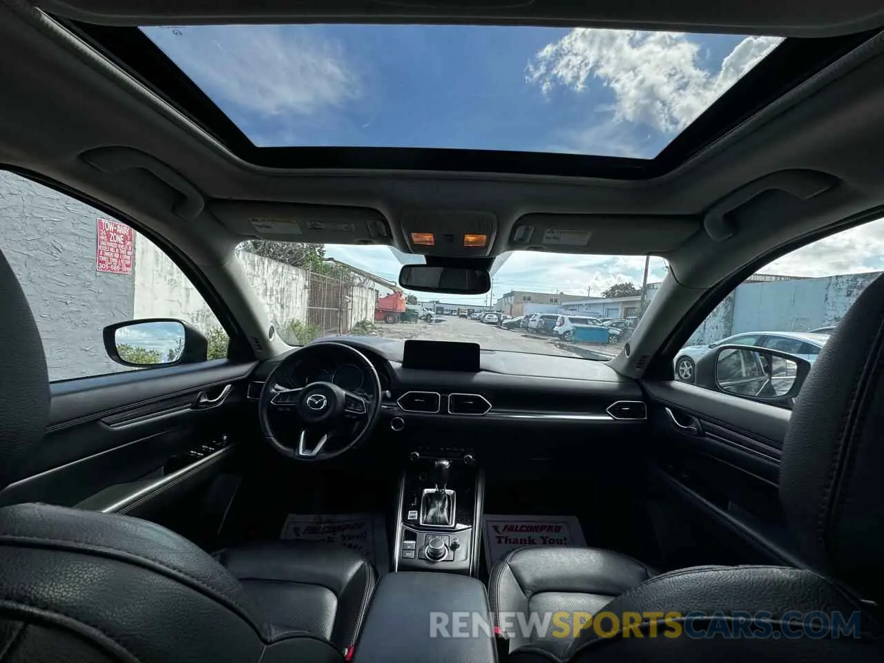 9 fotografías del automóvil dañado JM3KFBDM5P0190539 MAZDA CX-5 PREMI 2023