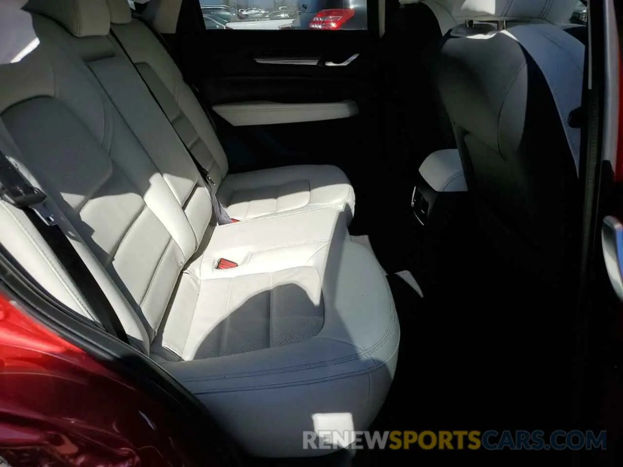 11 fotografías del automóvil dañado JM3KFBDM7P0192647 MAZDA CX-5 PREMI 2023