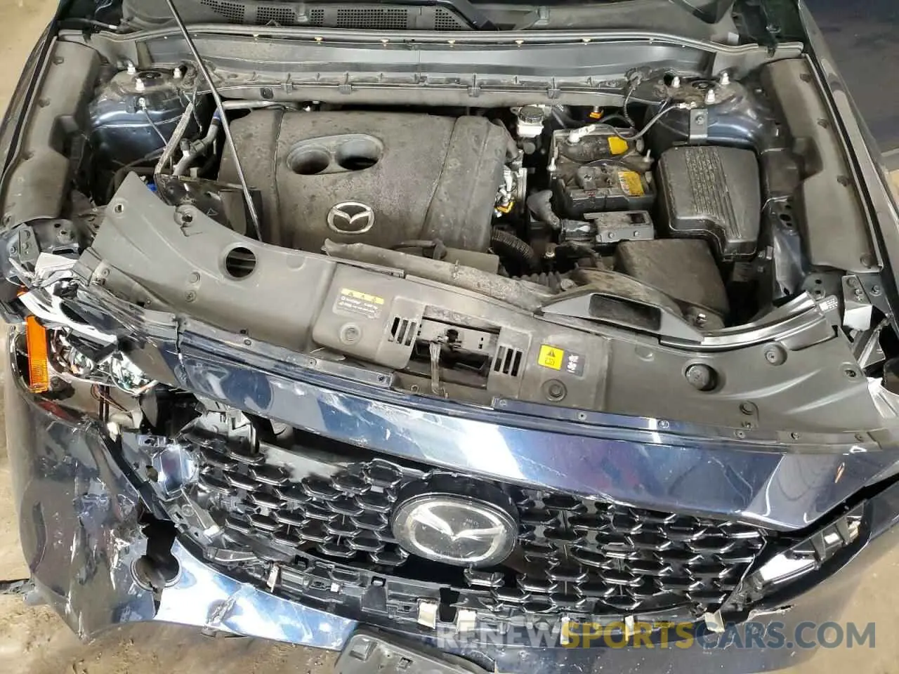 11 fotografías del automóvil dañado JM3KFBDM9P0148312 MAZDA CX-5 PREMI 2023
