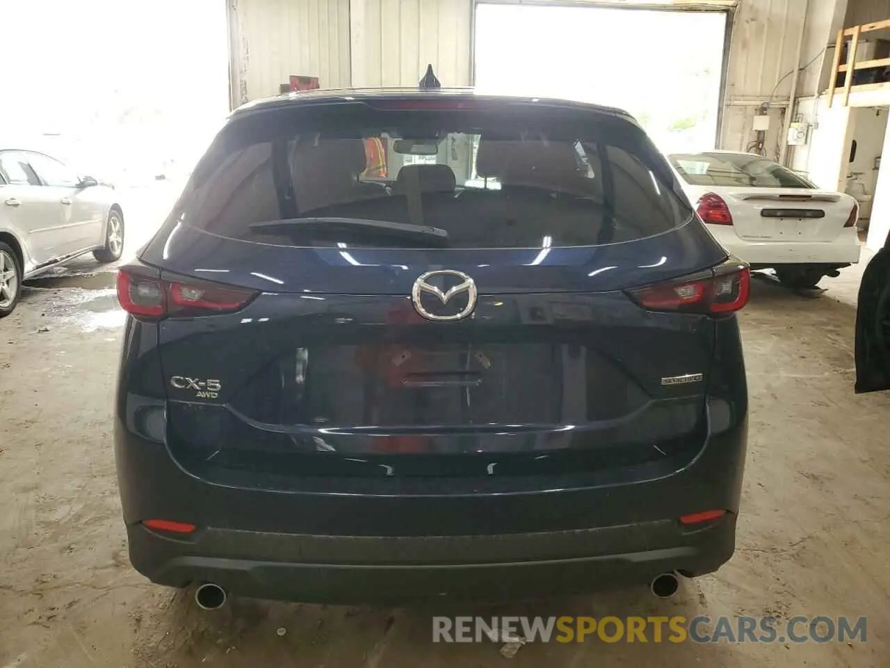 6 fotografías del automóvil dañado JM3KFBDM9P0148312 MAZDA CX-5 PREMI 2023