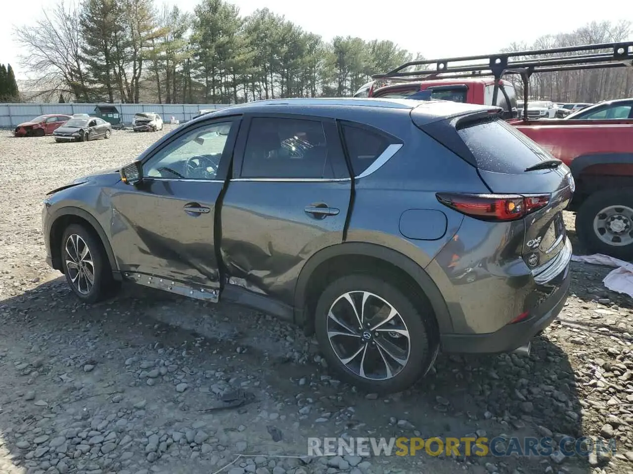 2 fotografías del automóvil dañado JM3KFBDM9P0278249 MAZDA CX-5 PREMI 2023