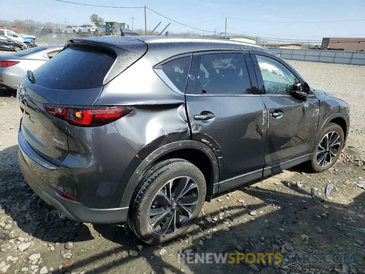 3 fotografías del automóvil dañado JM3KFBDM9P0278249 MAZDA CX-5 PREMI 2023
