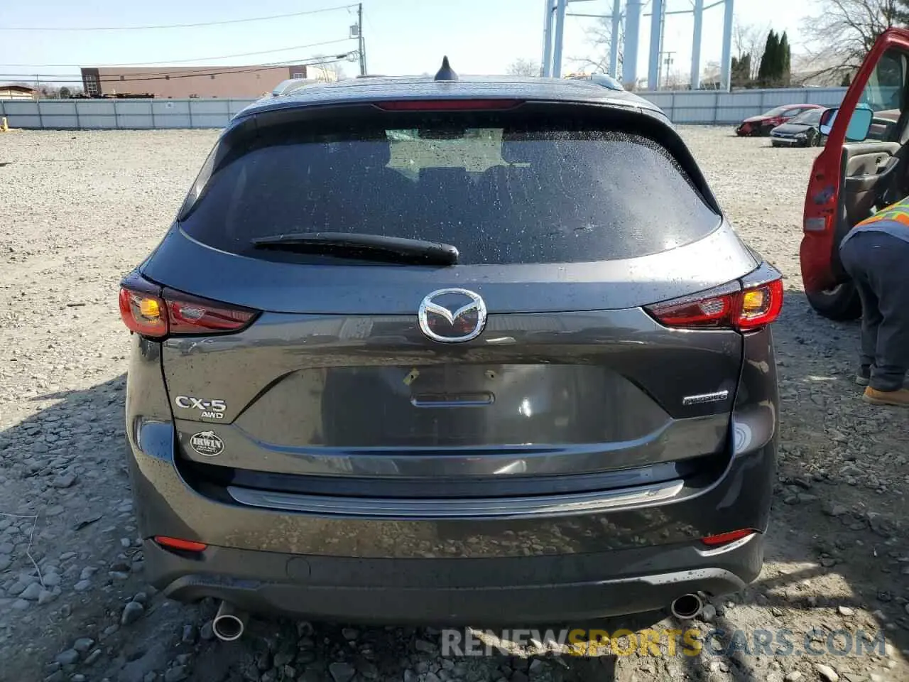 6 fotografías del automóvil dañado JM3KFBDM9P0278249 MAZDA CX-5 PREMI 2023